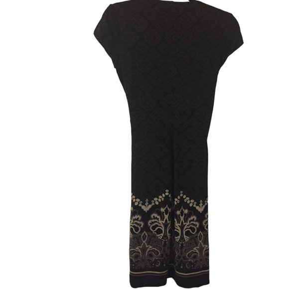 Le Chateau Printed Short Sleeve Dress - Picture 3 of 14